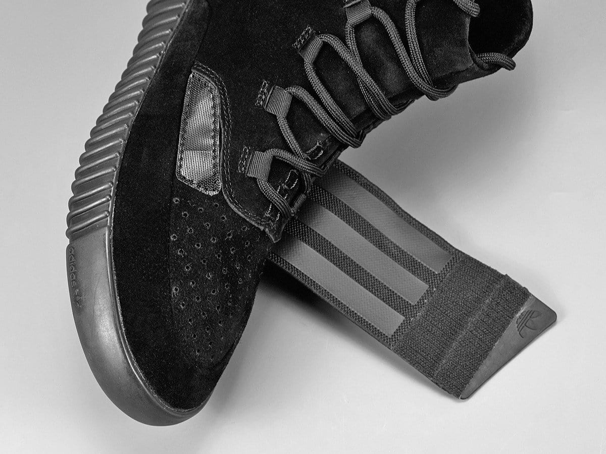 Adidas Yeezy Boost 750 Black - Image 5