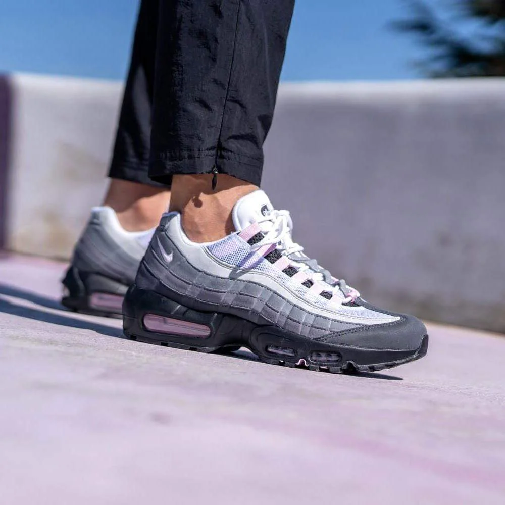 Nike Air Max 95 'Pink Foam' - Image 6