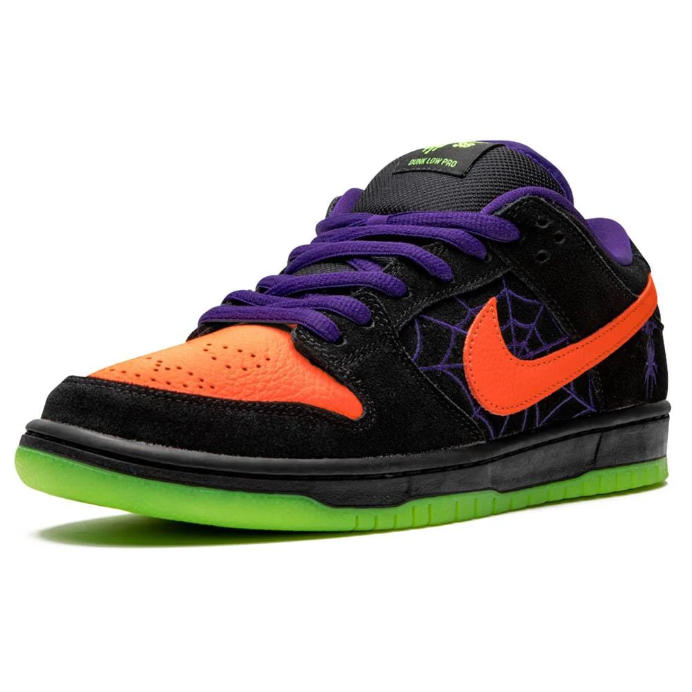 Nike Dunk Low SB 'Night of Mischief' - Image 4