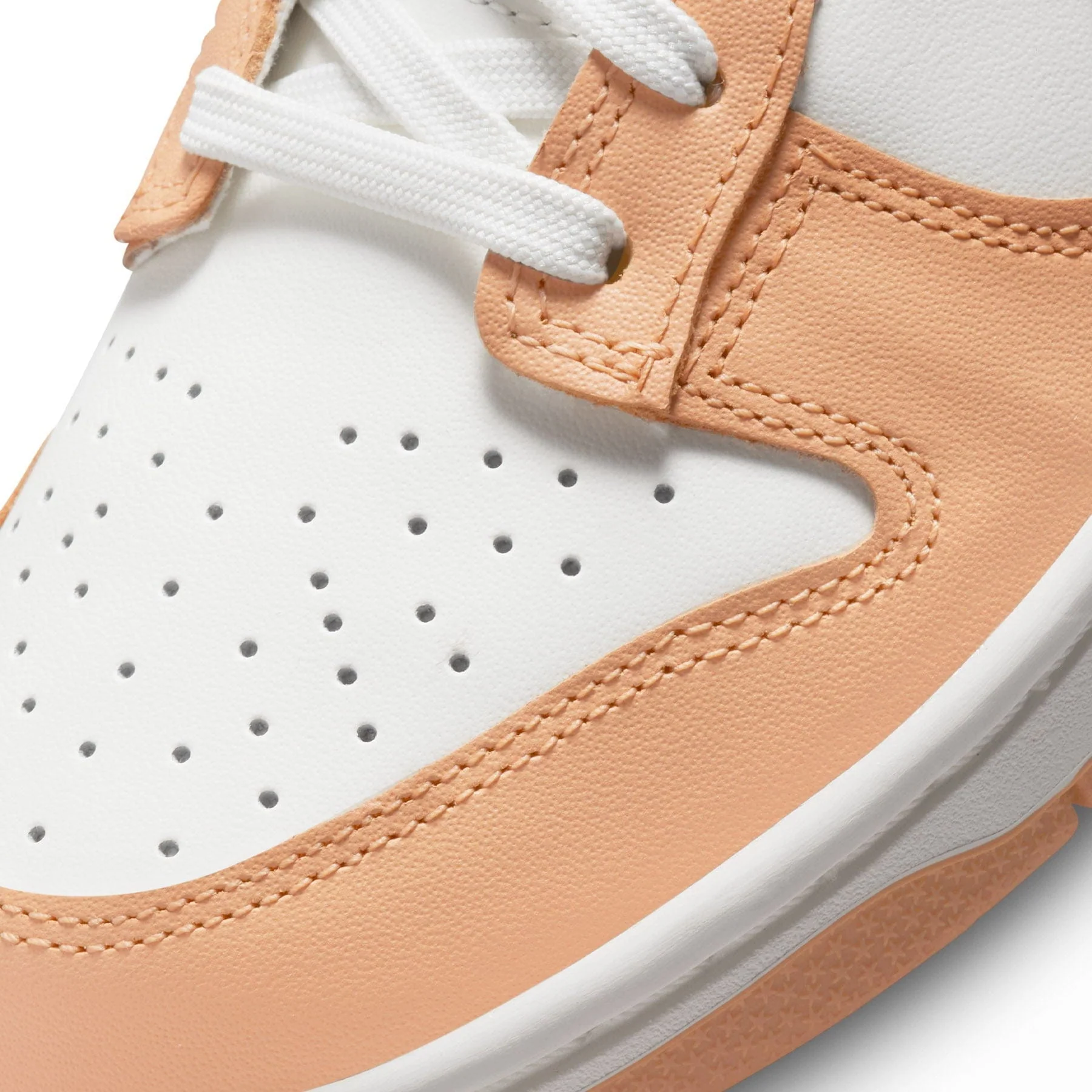 Nike Dunk Low Wmns 'Harvest Moon' - Image 6