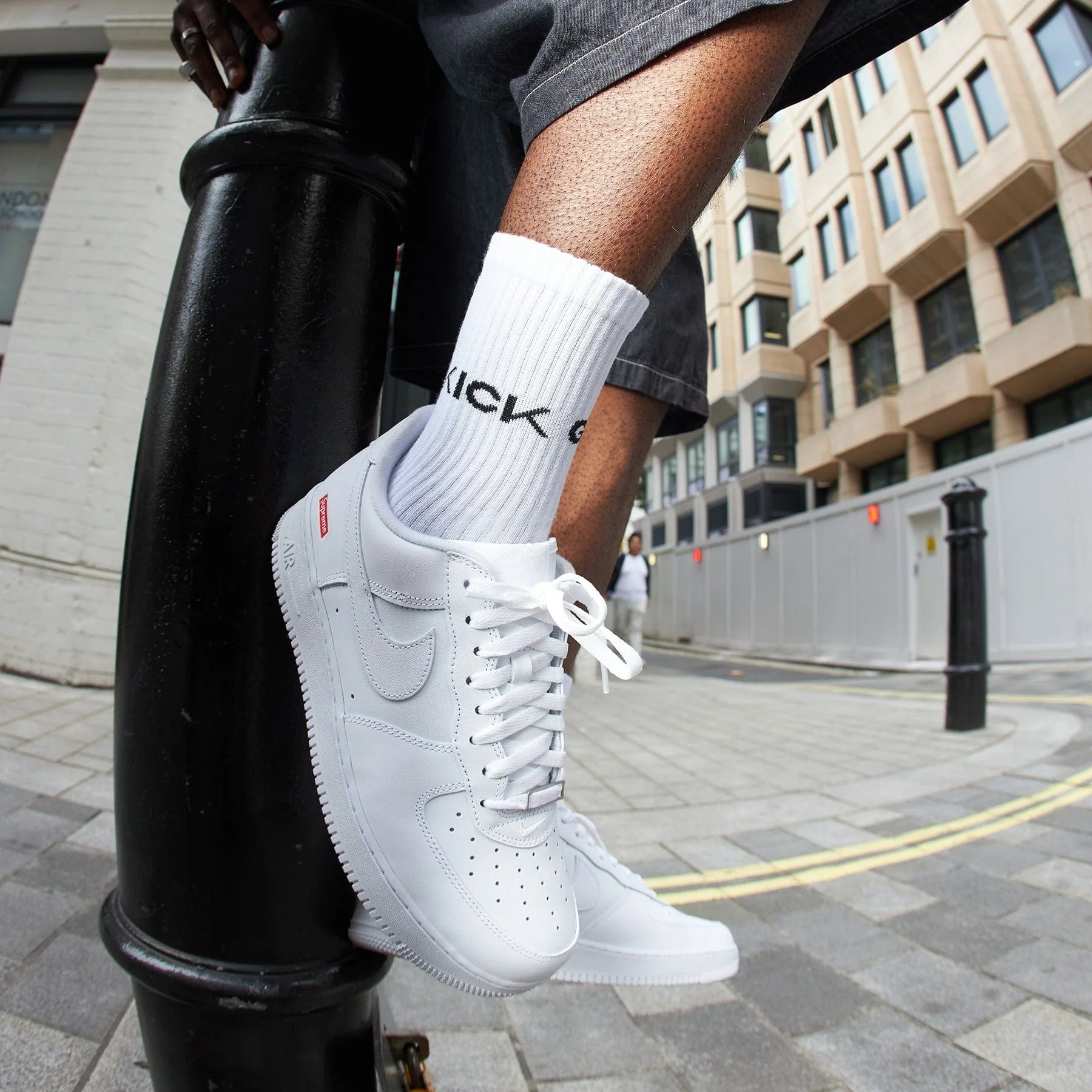 Supreme x Nike Air Force 1 Low 'Box Logo - White' - Image 9